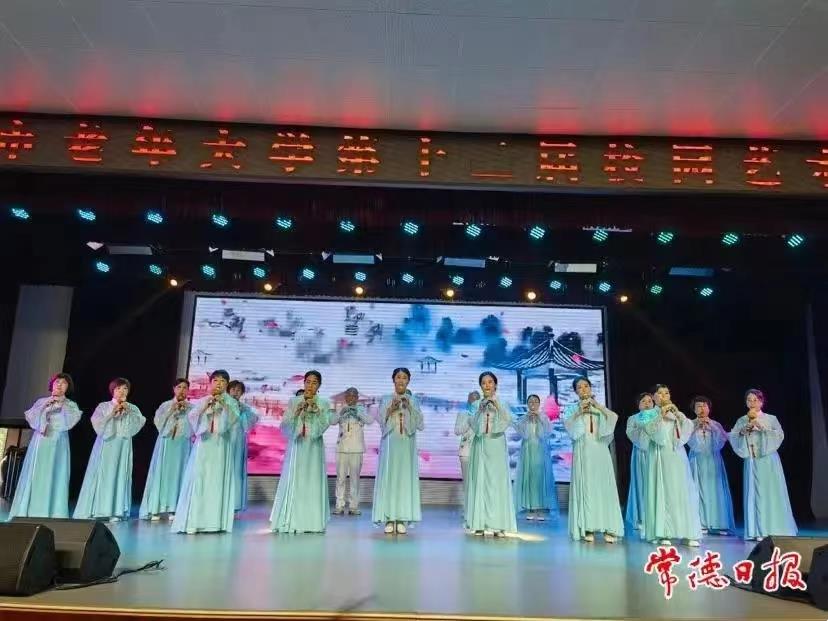 fc923adcc6cc48289a2105436a4a8e1d.jpg