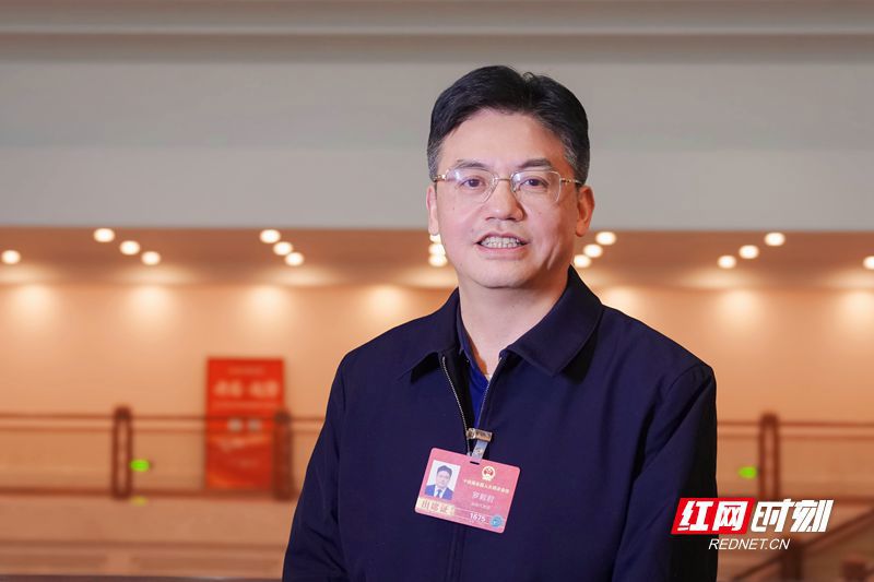 罗毅君：发展是最大的民生，坚持为人民出政绩